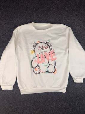 Graphic Sweatshirt Love Bear Size M White